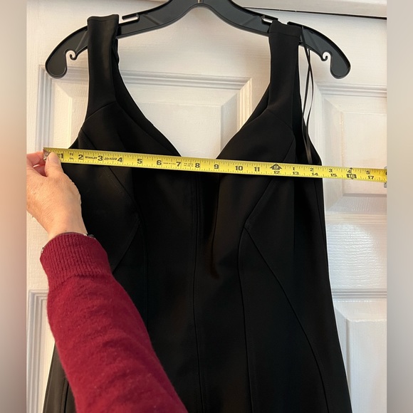 Barely worn midi black dress w/ corset detailed lines by Tara Jarmon Paris - Picture 7 of 13